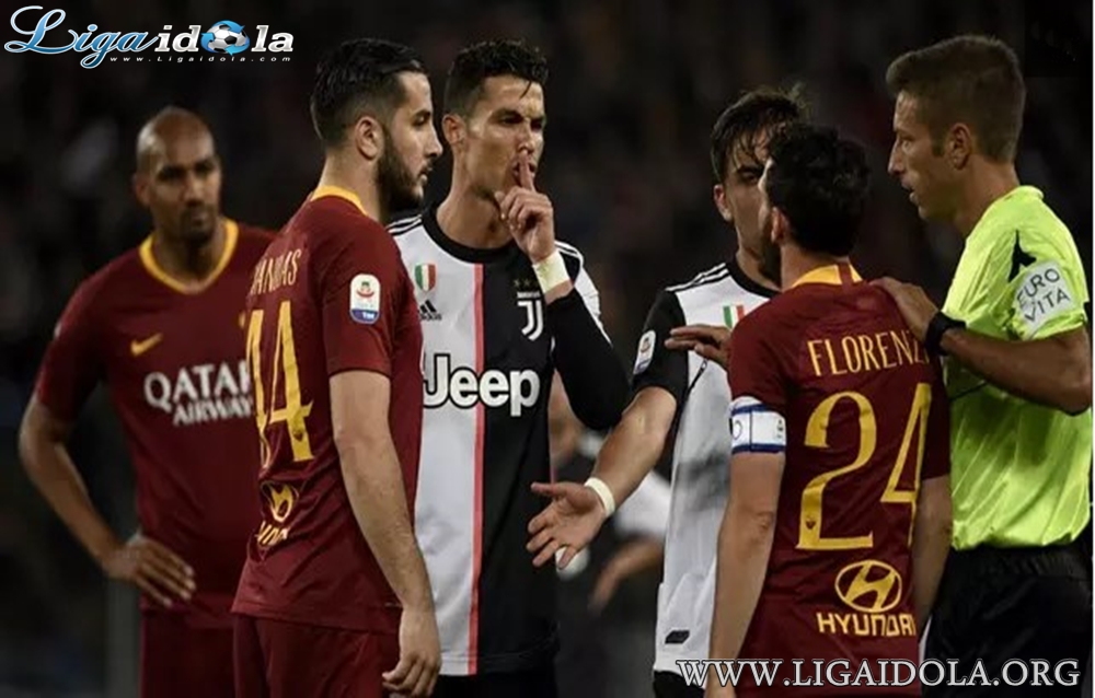 Juventus Takluk dari AS Roma, Cristiano Ronaldo Ejek Pemain Berpostur Pendek