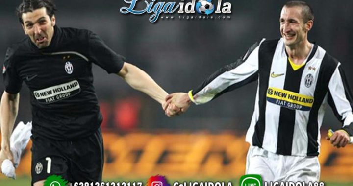 Akhirnya Buffon dan Chiellini Resmi Teken Kontrak Baru di Juventus
