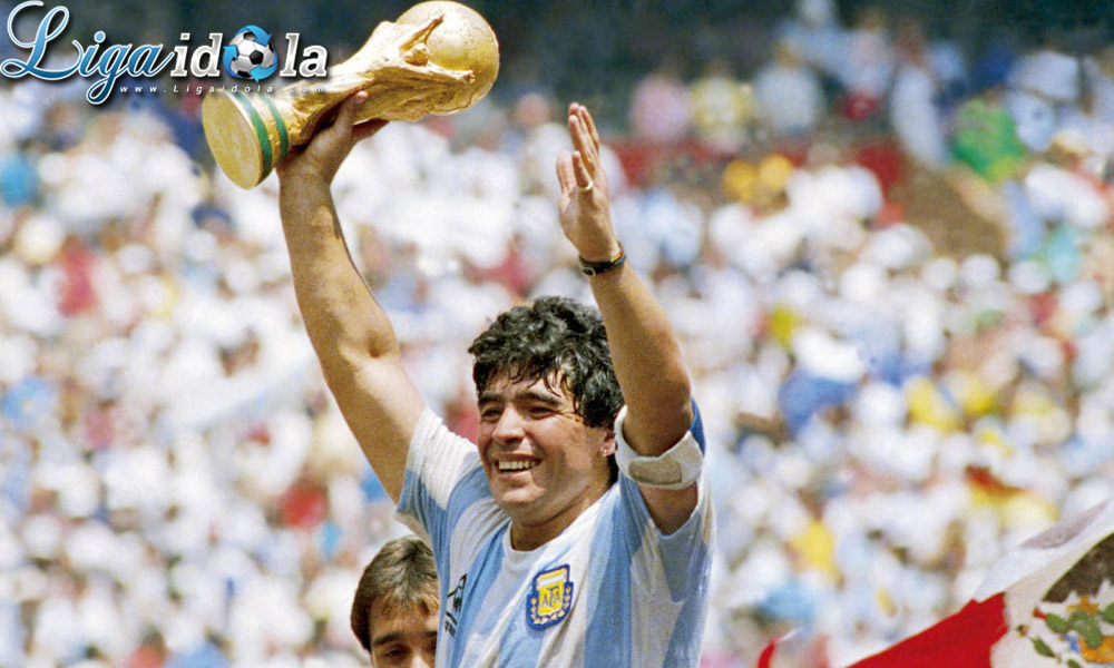 Gaya Hidup Sembrono jadi Penyebab Kematian Diego Maradona