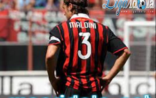 AC Milan Umumkan Perpanjangan Kontrak Maldini dan Massara